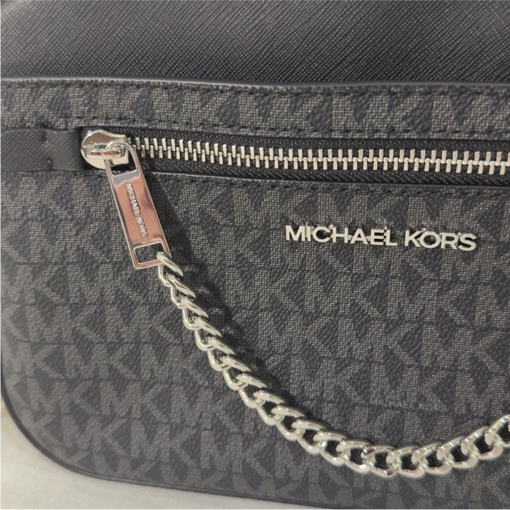 Michael Kors✨NWT✨Jet Set Large Crossbody Black MK Logo Everyday Travel Bag - Picture 6 of 11
